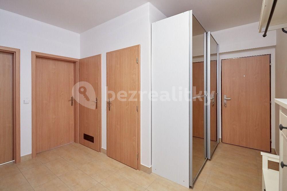 Pronájem bytu 2+kk 75 m², Karlštejnská, Lety, Středočeský kraj