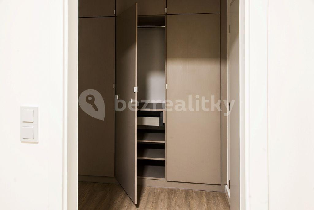 Pronájem bytu 1+kk 30 m², Liberec, Liberecký kraj