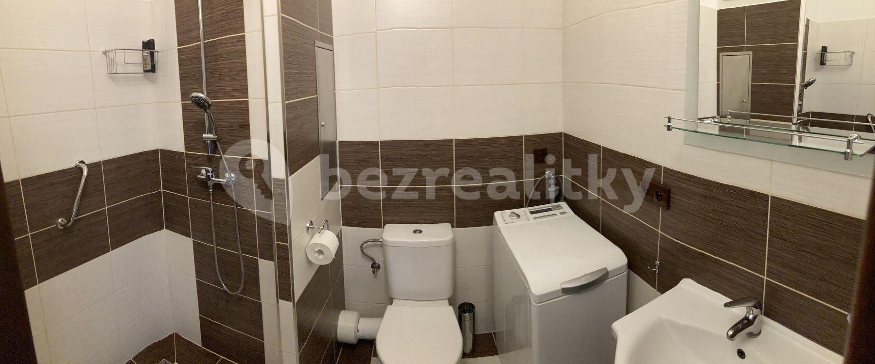 Pronájem bytu 1+1 30 m², Varnsdorfská, Praha, Praha