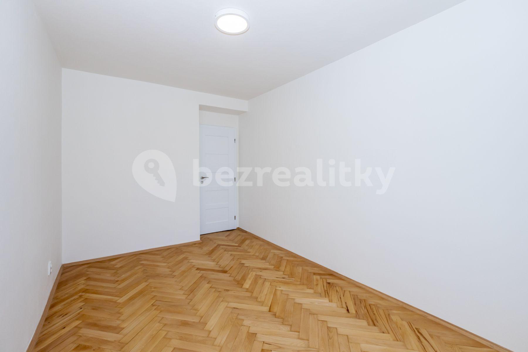 Pronájem bytu 3+kk 65 m², Dukelská, Odolena Voda, Středočeský kraj