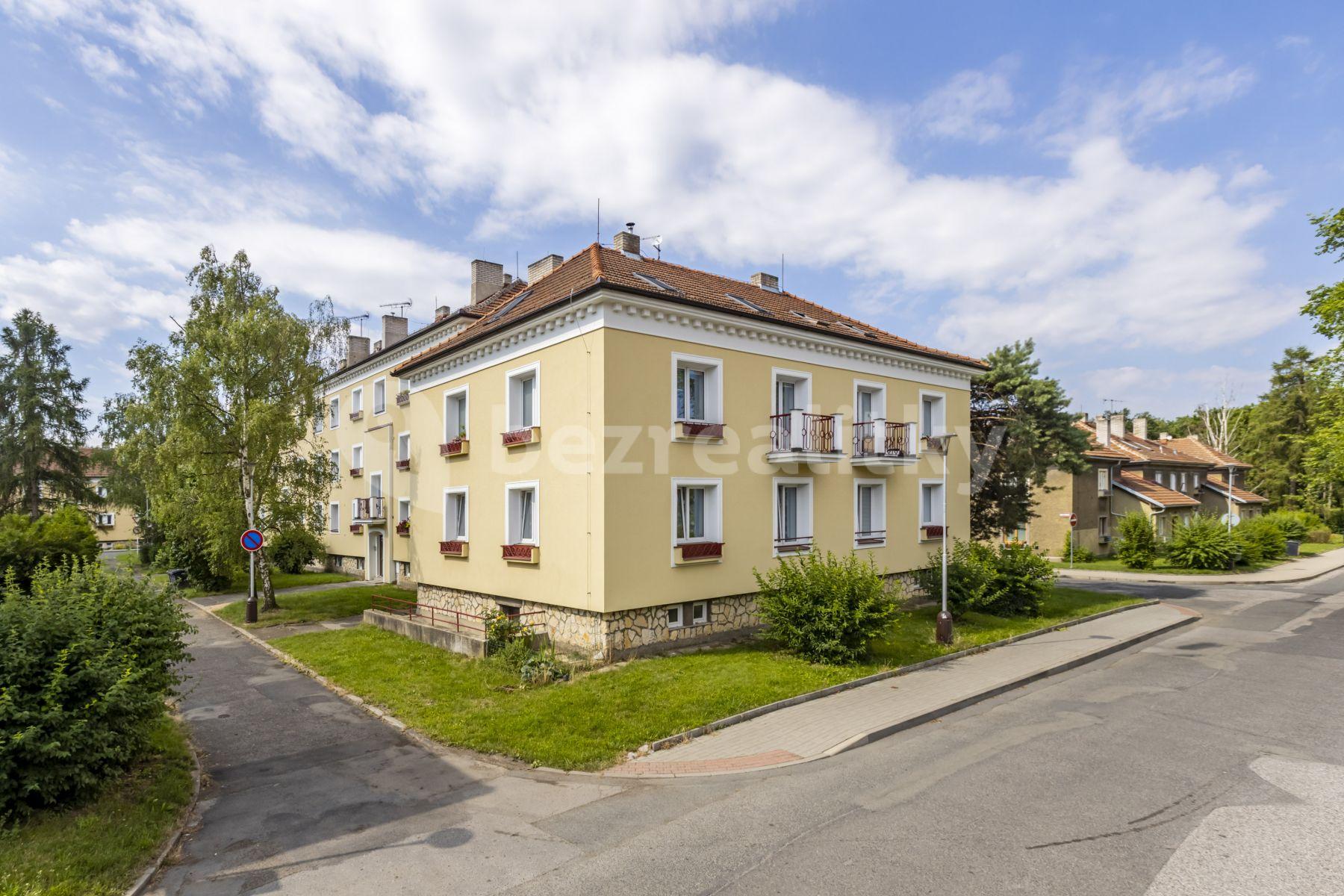 Pronájem bytu 3+kk 65 m², Dukelská, Odolena Voda, Středočeský kraj