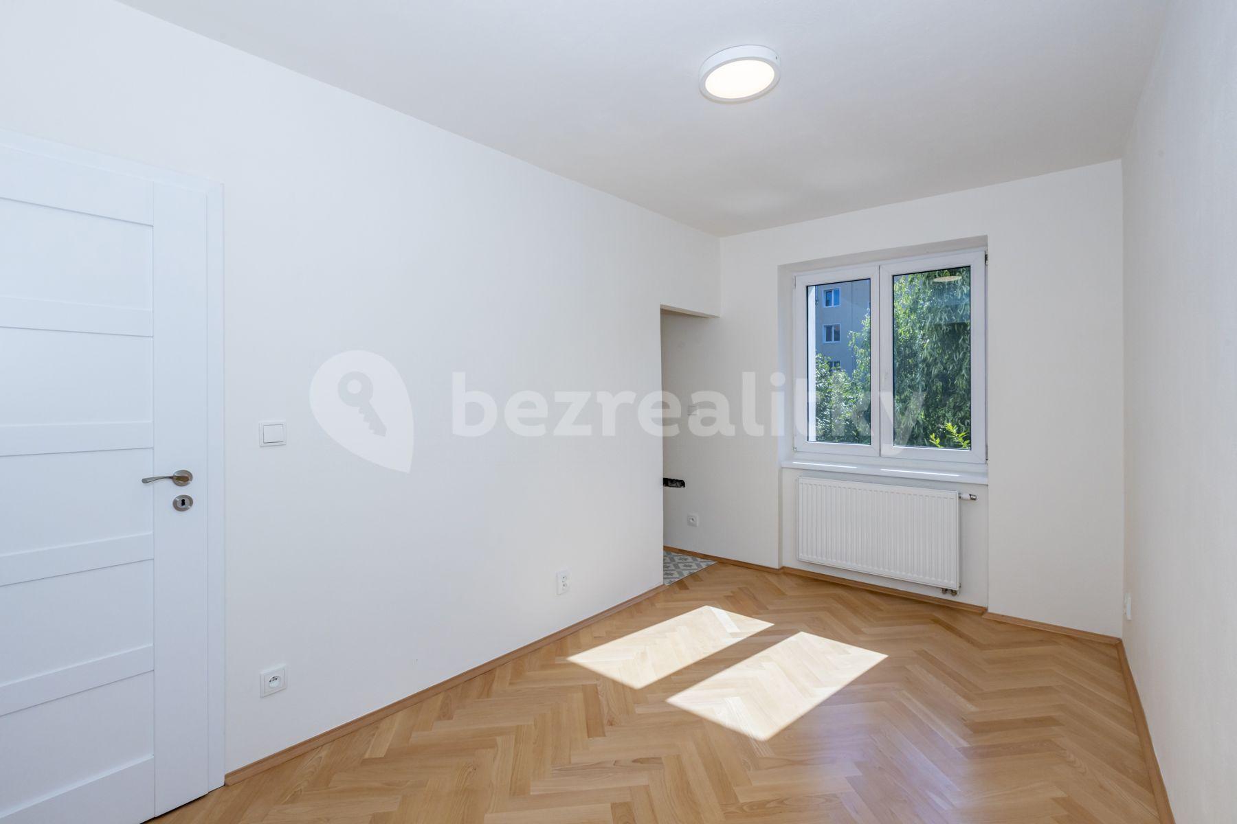 Pronájem bytu 3+kk 65 m², Dukelská, Odolena Voda, Středočeský kraj