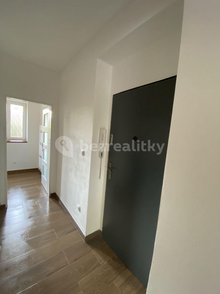 Pronájem bytu 2+kk 58 m², Zborovské náměstí, Pardubice, Pardubický kraj