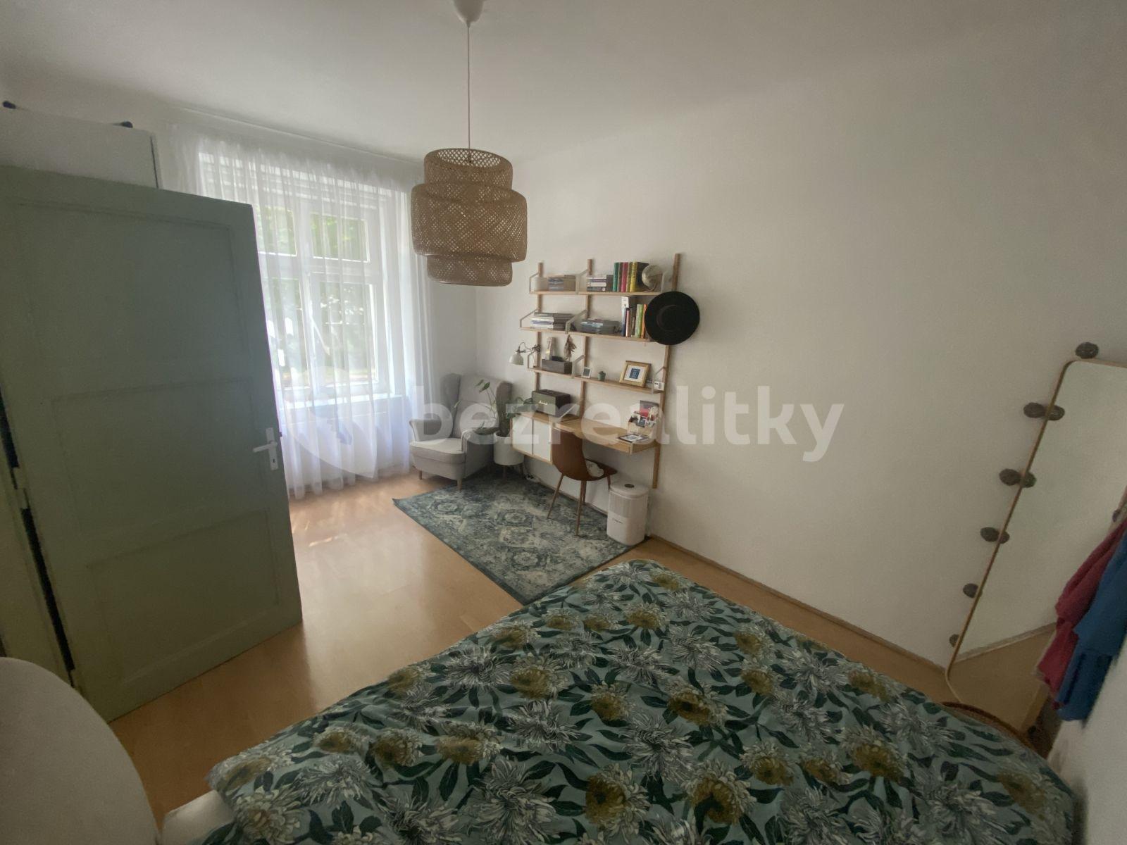 Pronájem bytu 2+kk 40 m², Dačického, Praha, Praha