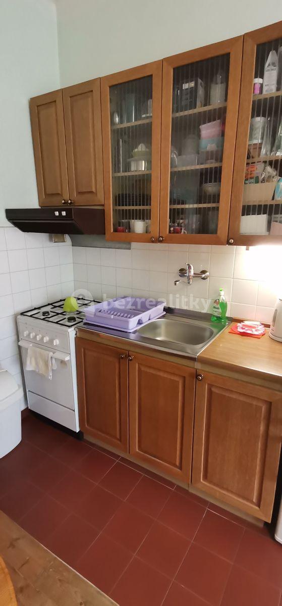 Pronájem bytu 1+kk 37 m², Na Maninách, Praha, Praha