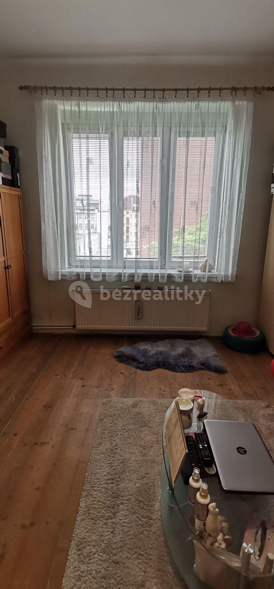 Pronájem bytu 1+kk 37 m², Na Maninách, Praha, Praha