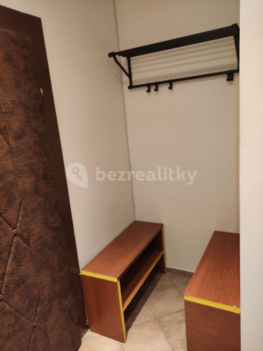 Pronájem bytu 2+kk 56 m², U Družstva Život, Praha, Praha