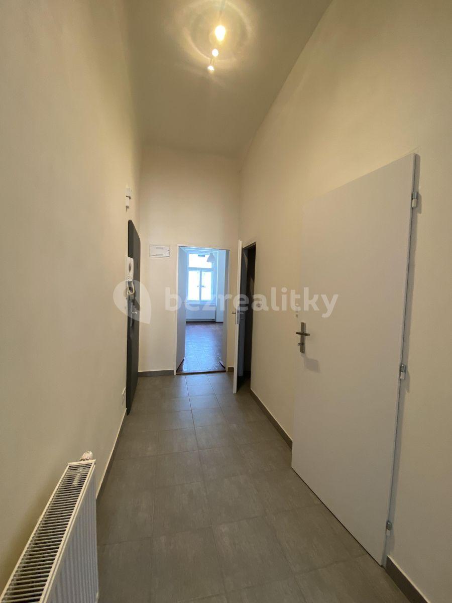 Pronájem bytu 1+1 45 m², Koněvova, Praha, Praha