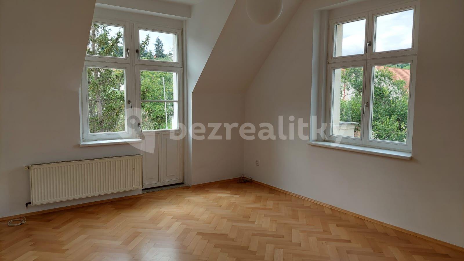 Pronájem bytu 2+1 60 m², Velvarská, Praha, Praha