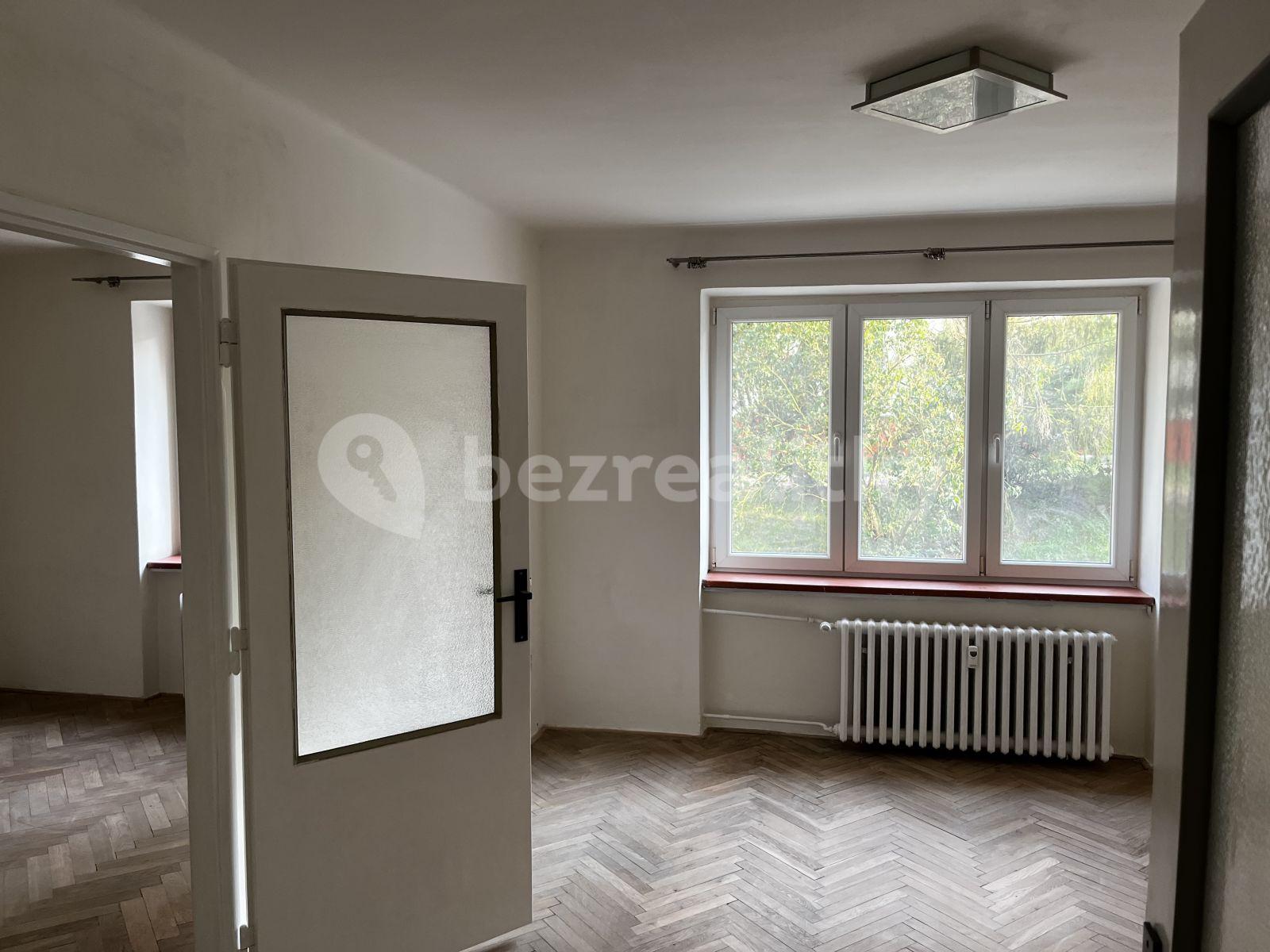 Pronájem bytu 2+1 51 m², Smetáčkova, Slaný, Středočeský kraj