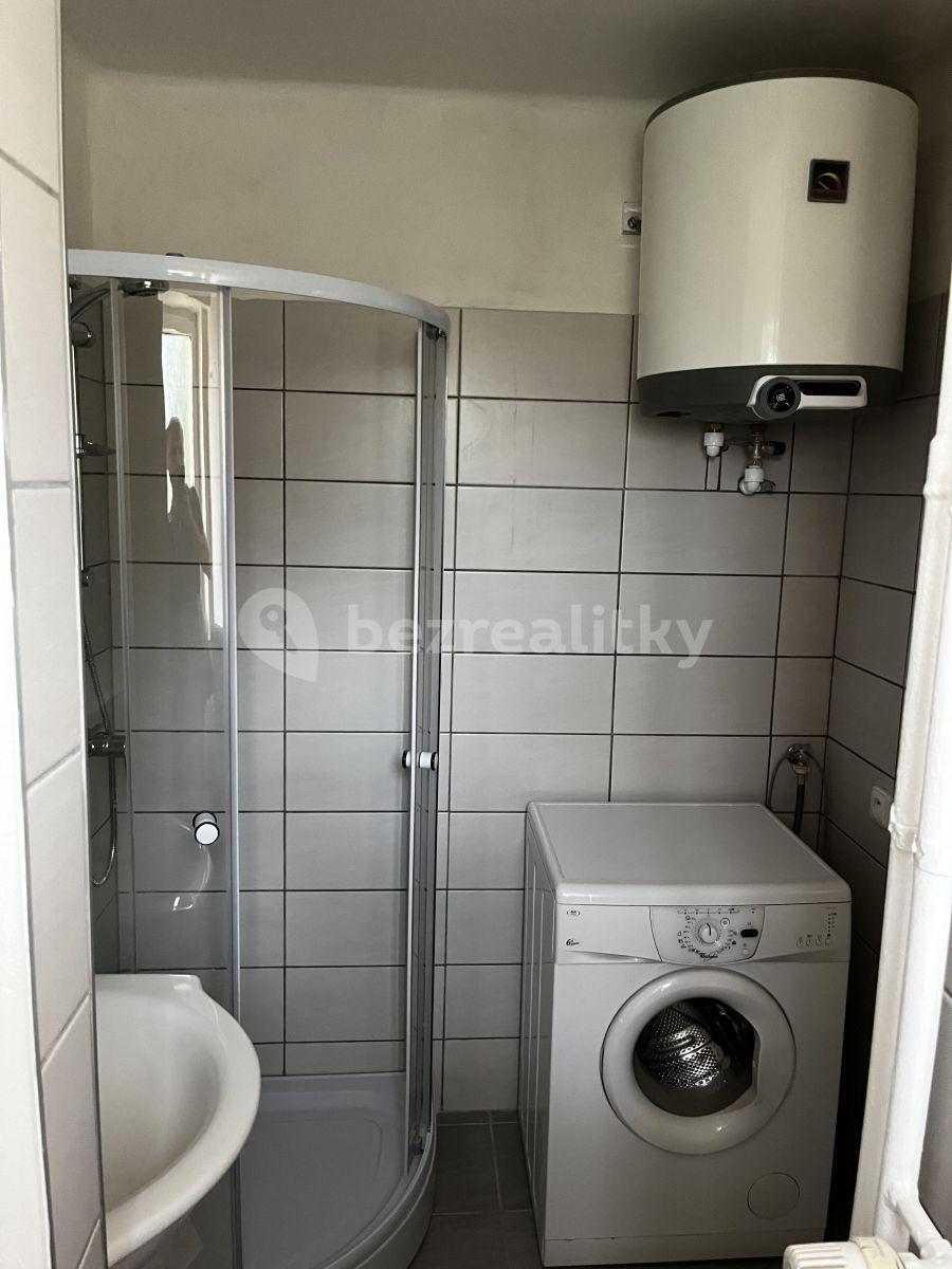 Pronájem bytu 2+1 51 m², Smetáčkova, Slaný, Středočeský kraj