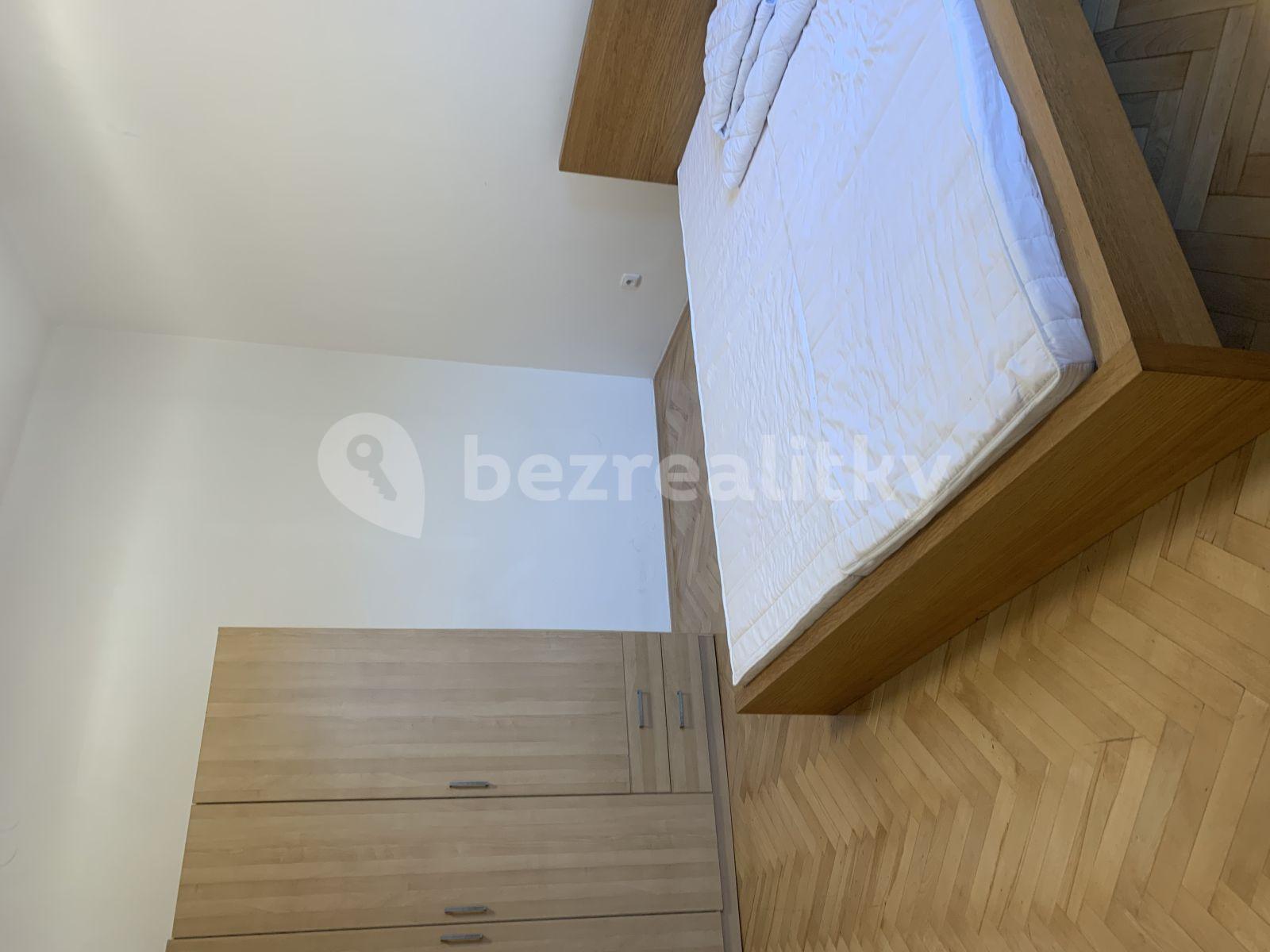 Pronájem bytu 2+kk 45 m², Jičínská, Praha, Praha