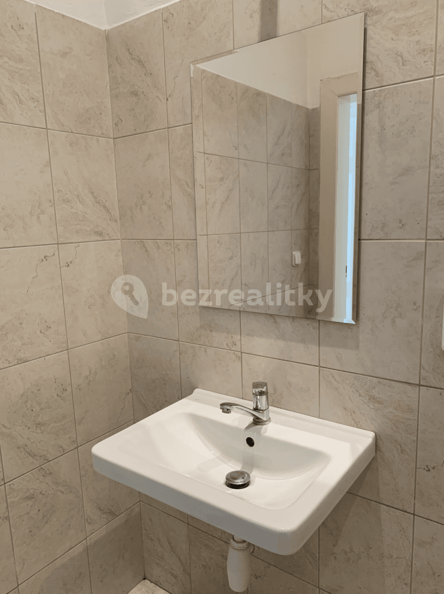 Pronájem bytu 2+kk 55 m², Voroněžská, Praha, Praha