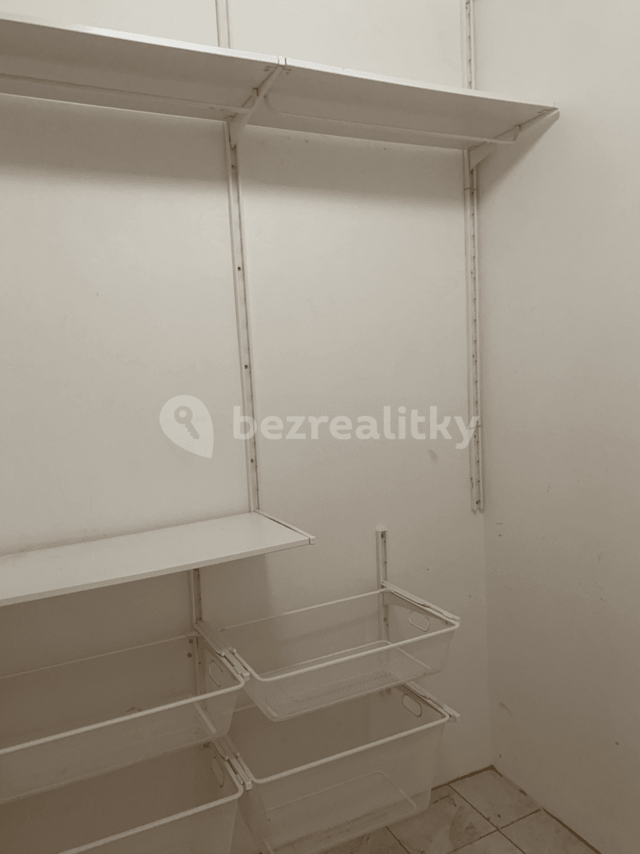 Pronájem bytu 2+kk 55 m², Voroněžská, Praha, Praha