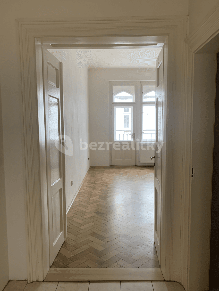 Pronájem bytu 2+kk 55 m², Voroněžská, Praha, Praha