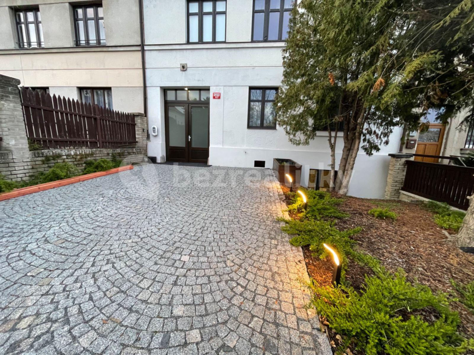 Pronájem bytu 2+kk 52 m², Na Pláni, Praha, Praha