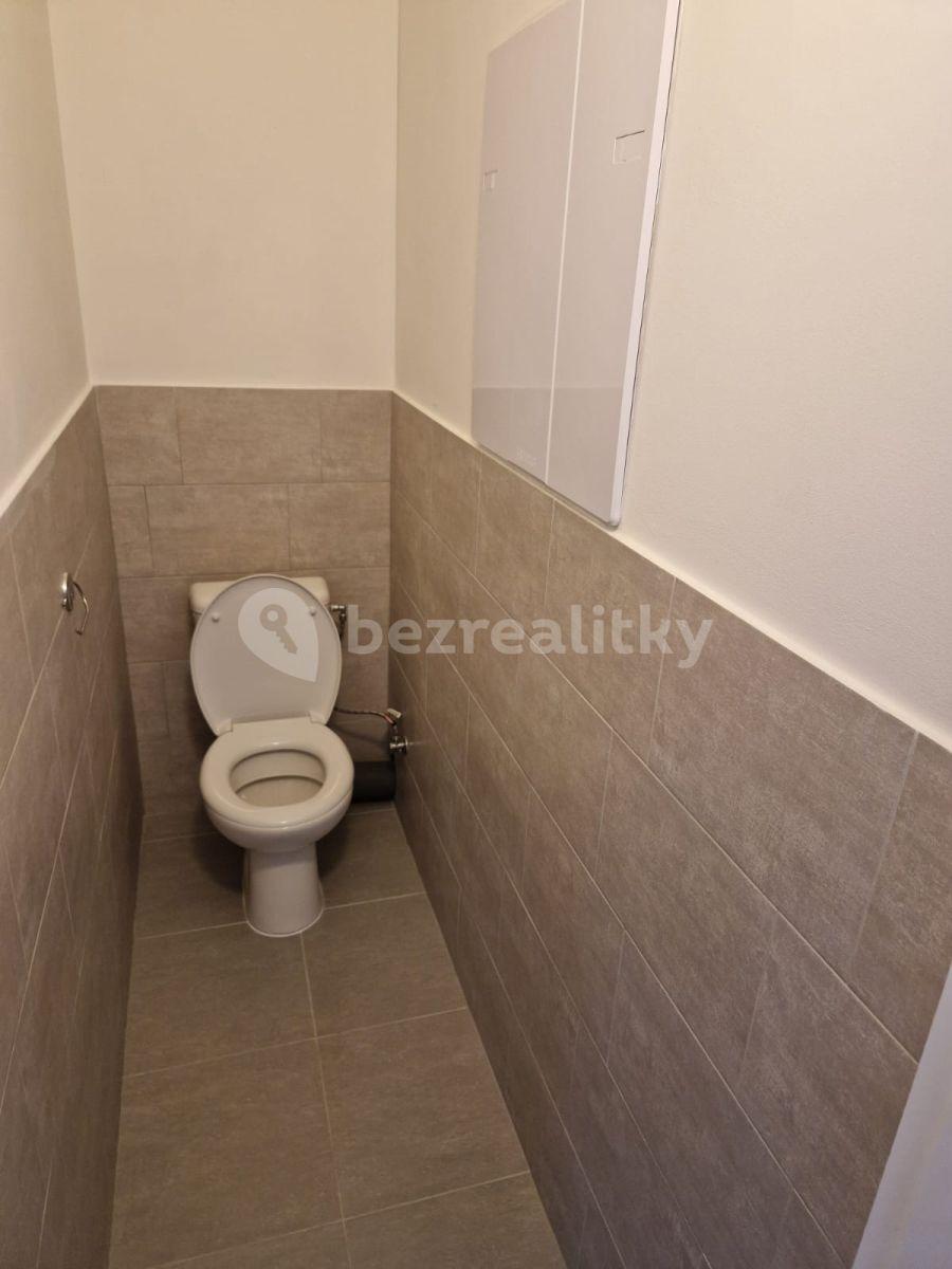 Pronájem bytu 1+1 38 m², Dúbravka, Bratislavský kraj