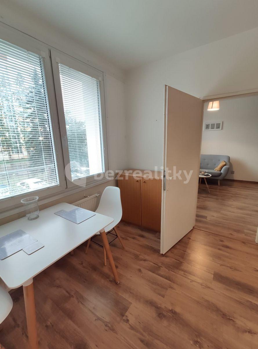 Pronájem bytu 2+kk 37 m², Větrná, České Budějovice, Jihočeský kraj