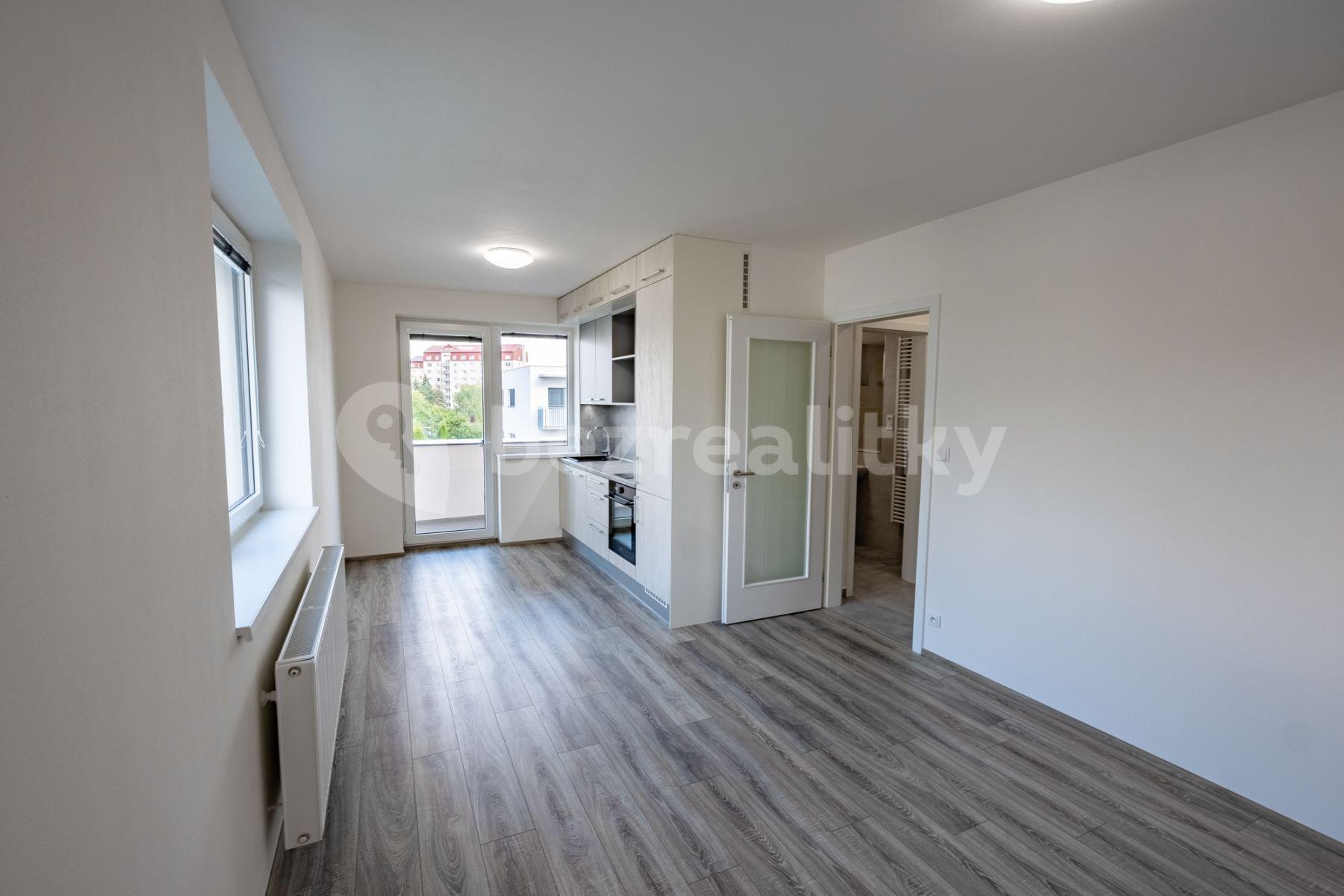 Pronájem bytu 1+kk 35 m², Armádní, Milovice, Středočeský kraj