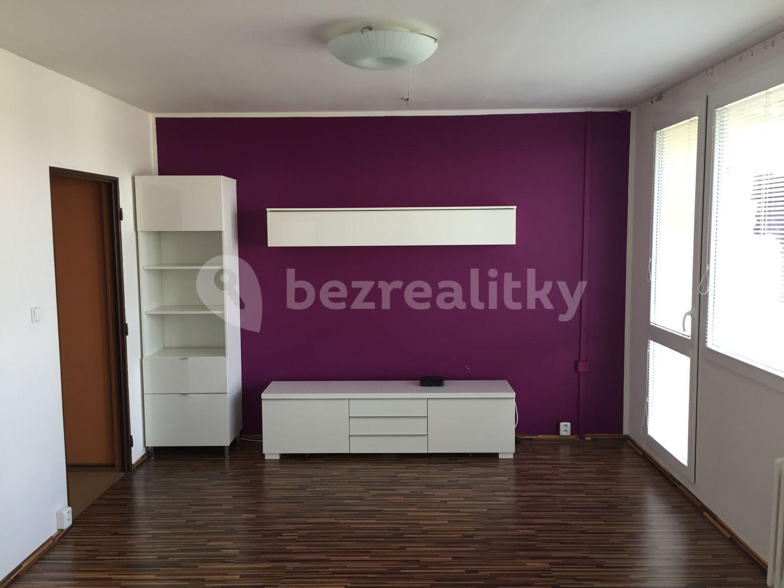 Pronájem bytu 3+1 72 m², Stříbrského, Praha, Praha