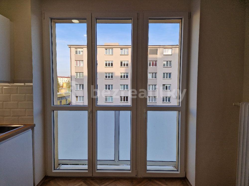 Pronájem bytu 1+1 47 m², Litevská, Praha, Praha