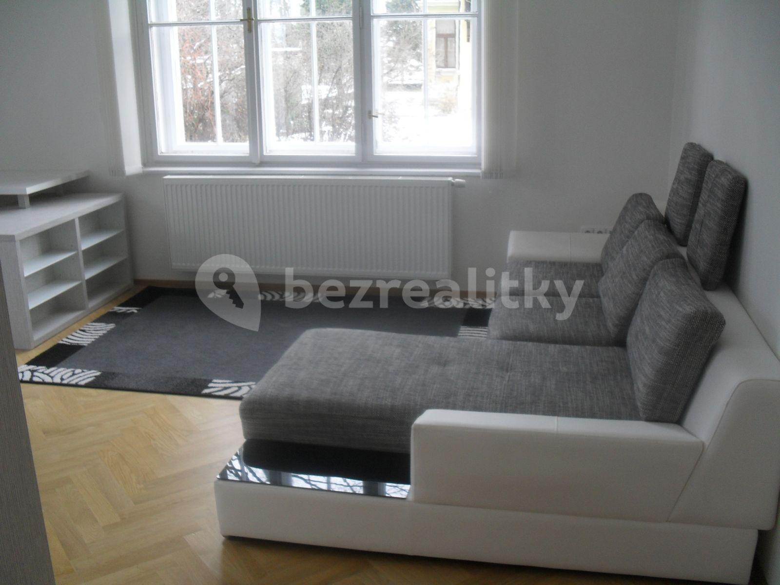 Pronájem bytu 1+1 55 m², Nezvalova, Hradec Králové, Královéhradecký kraj