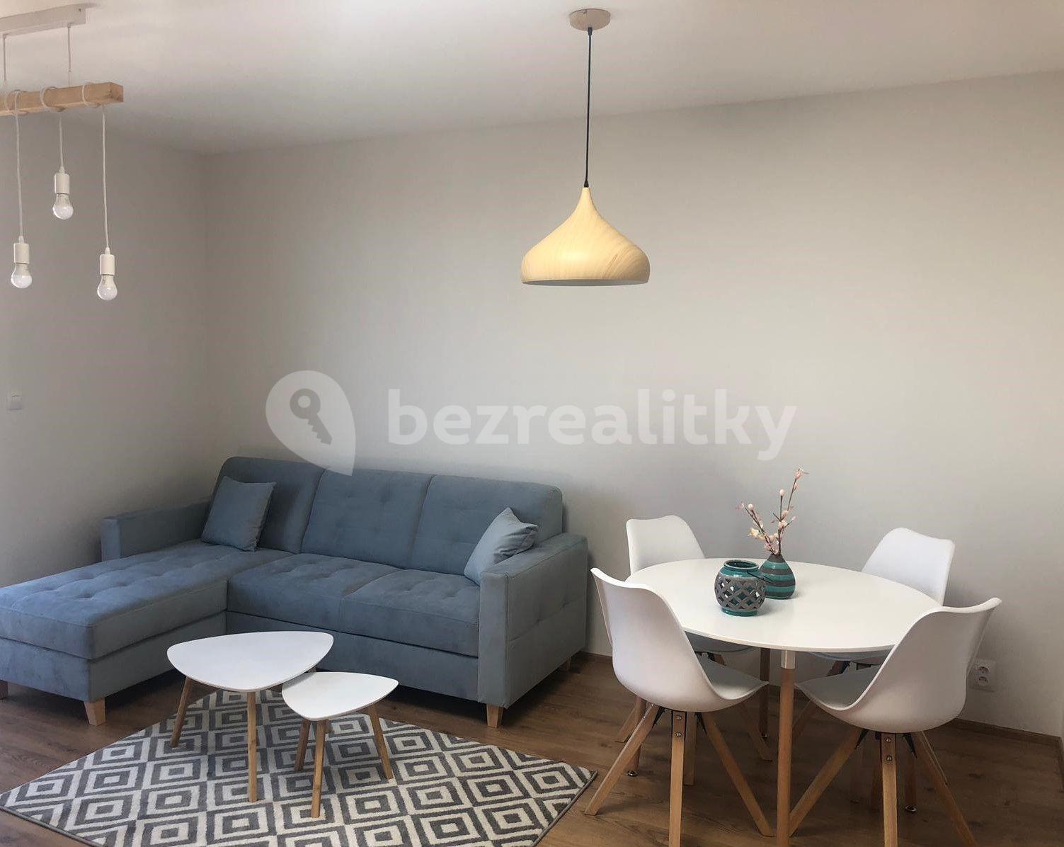 Pronájem bytu 2+kk 48 m², Sudoměřská, Praha, Praha