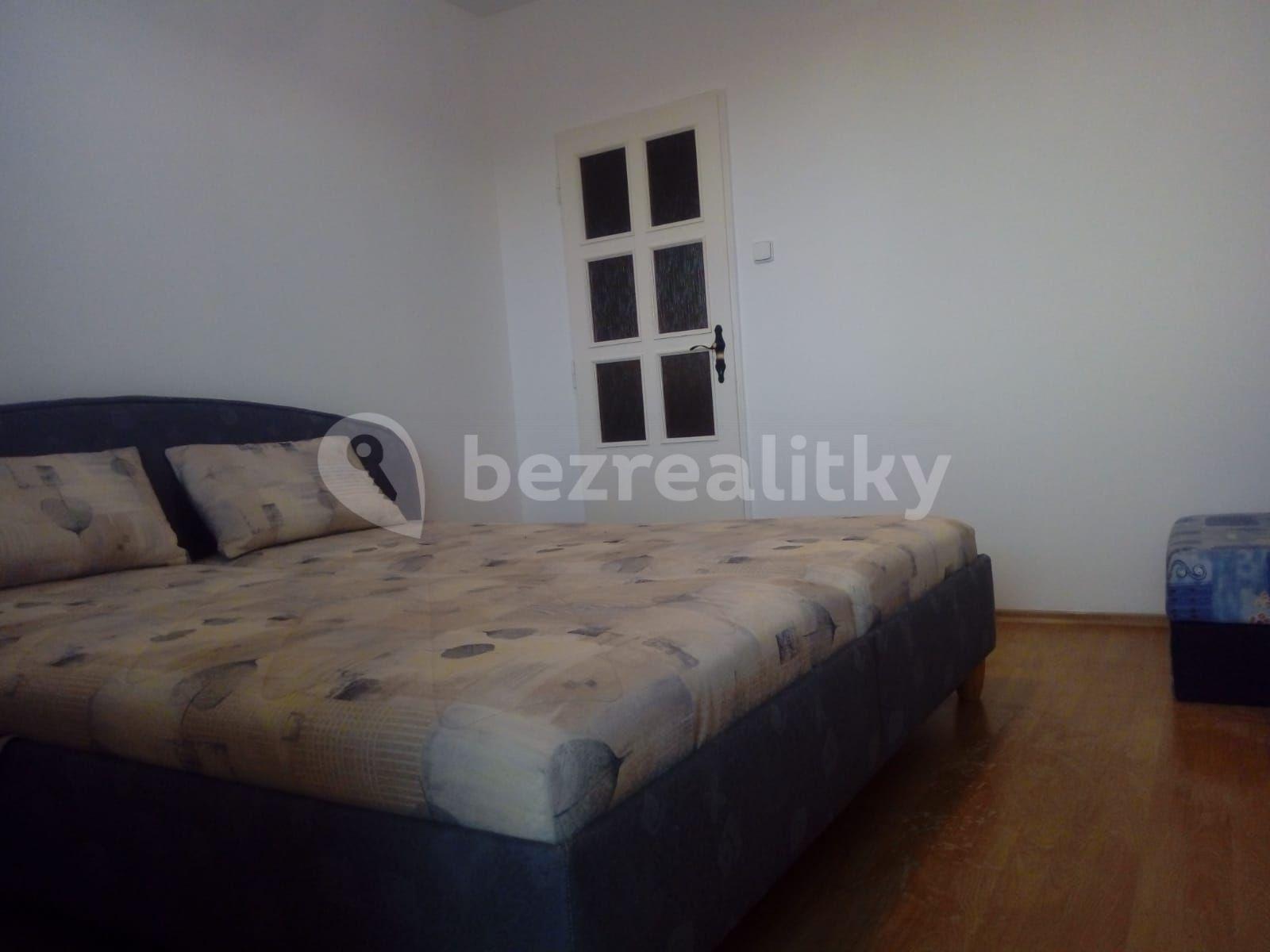 Pronájem bytu 3+1 66 m², Jablonecká, Praha, Praha