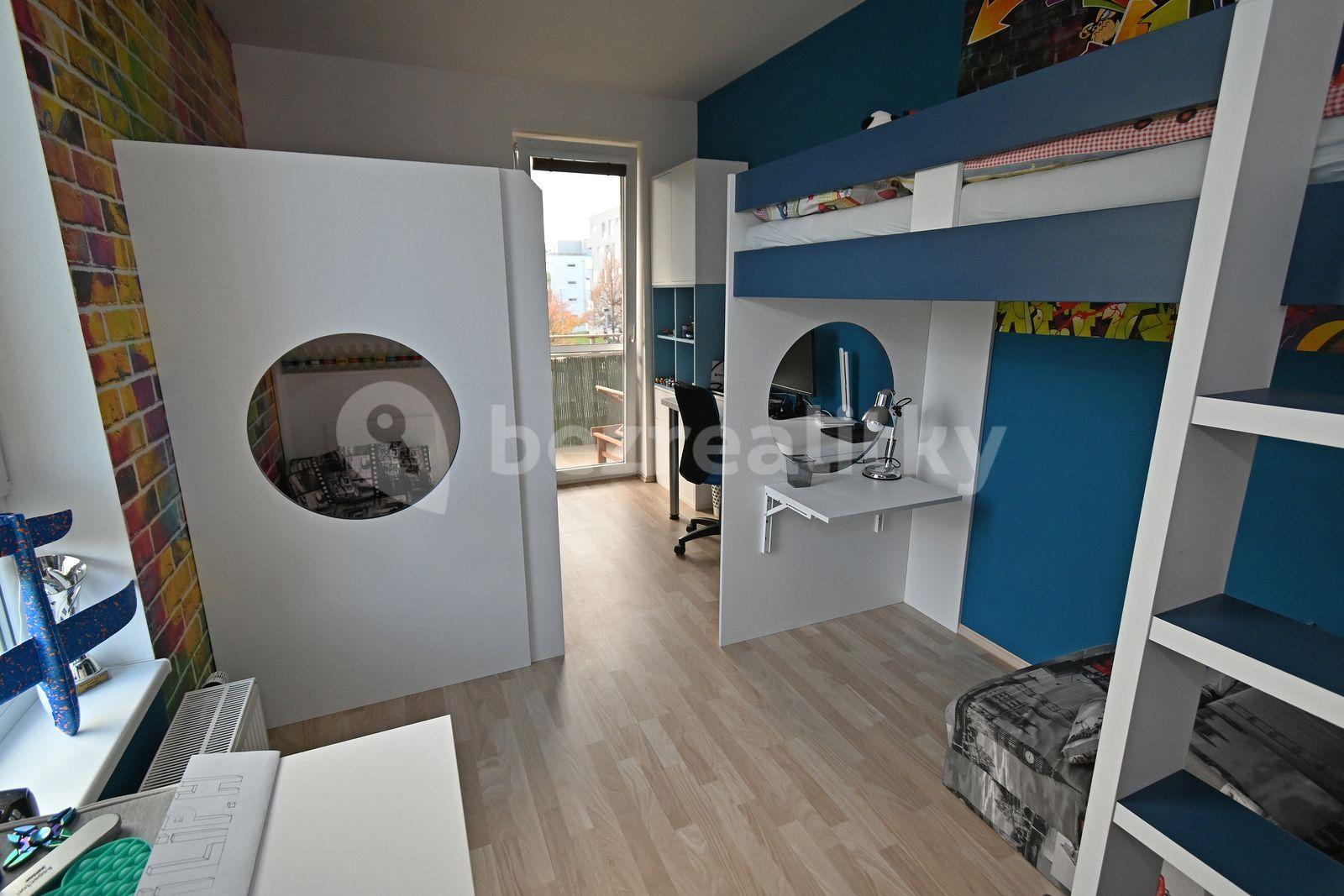 Pronájem bytu 3+kk 83 m², Václava Trojana, Praha, Praha