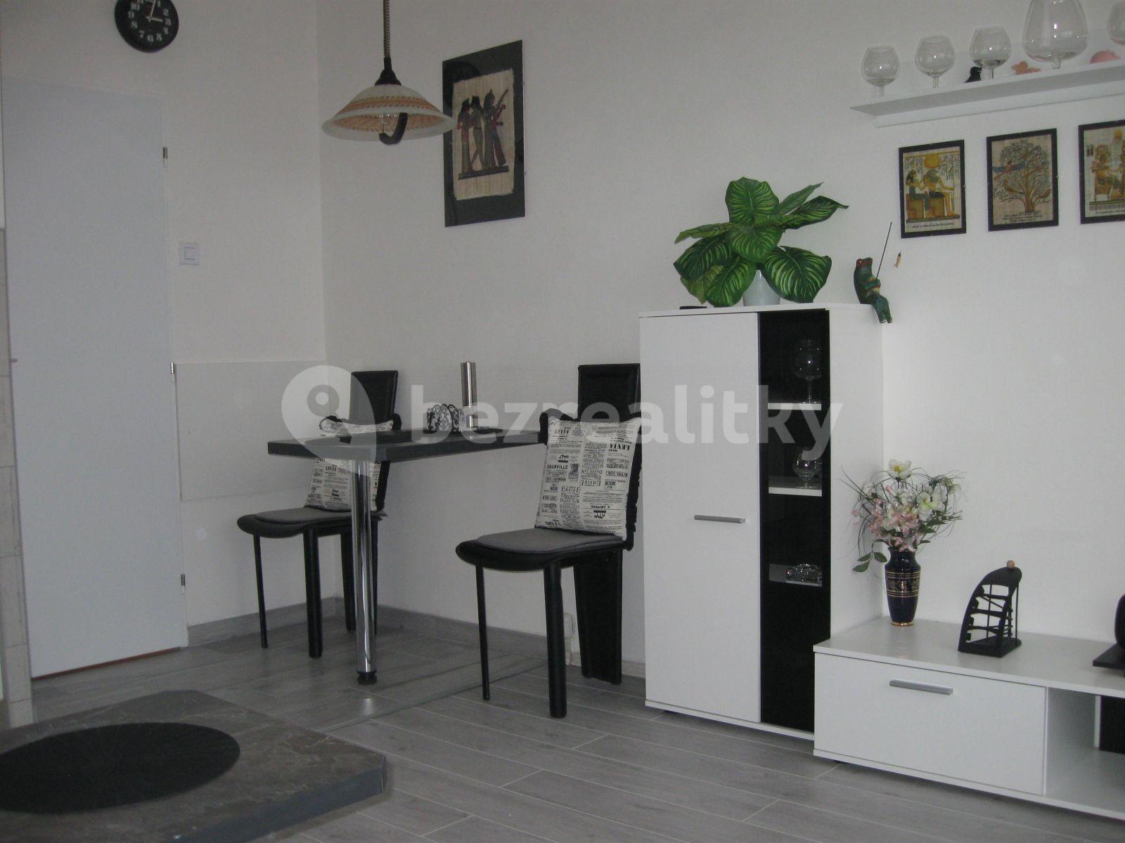 Pronájem bytu Garsoniéra 30 m², Jabloňová, Praha, Praha