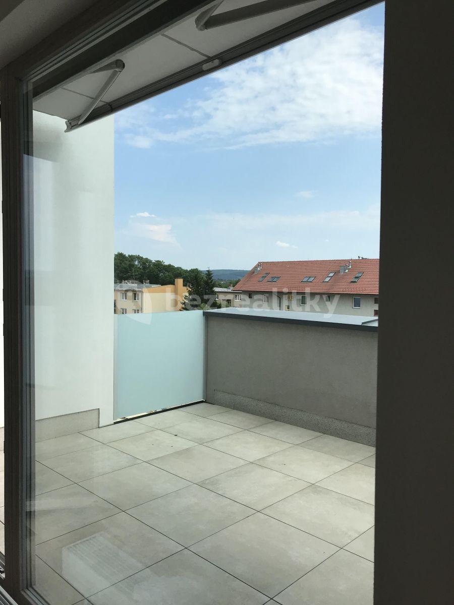 Pronájem bytu 1+kk 55 m², U Škol, Bučovice, Jihomoravský kraj