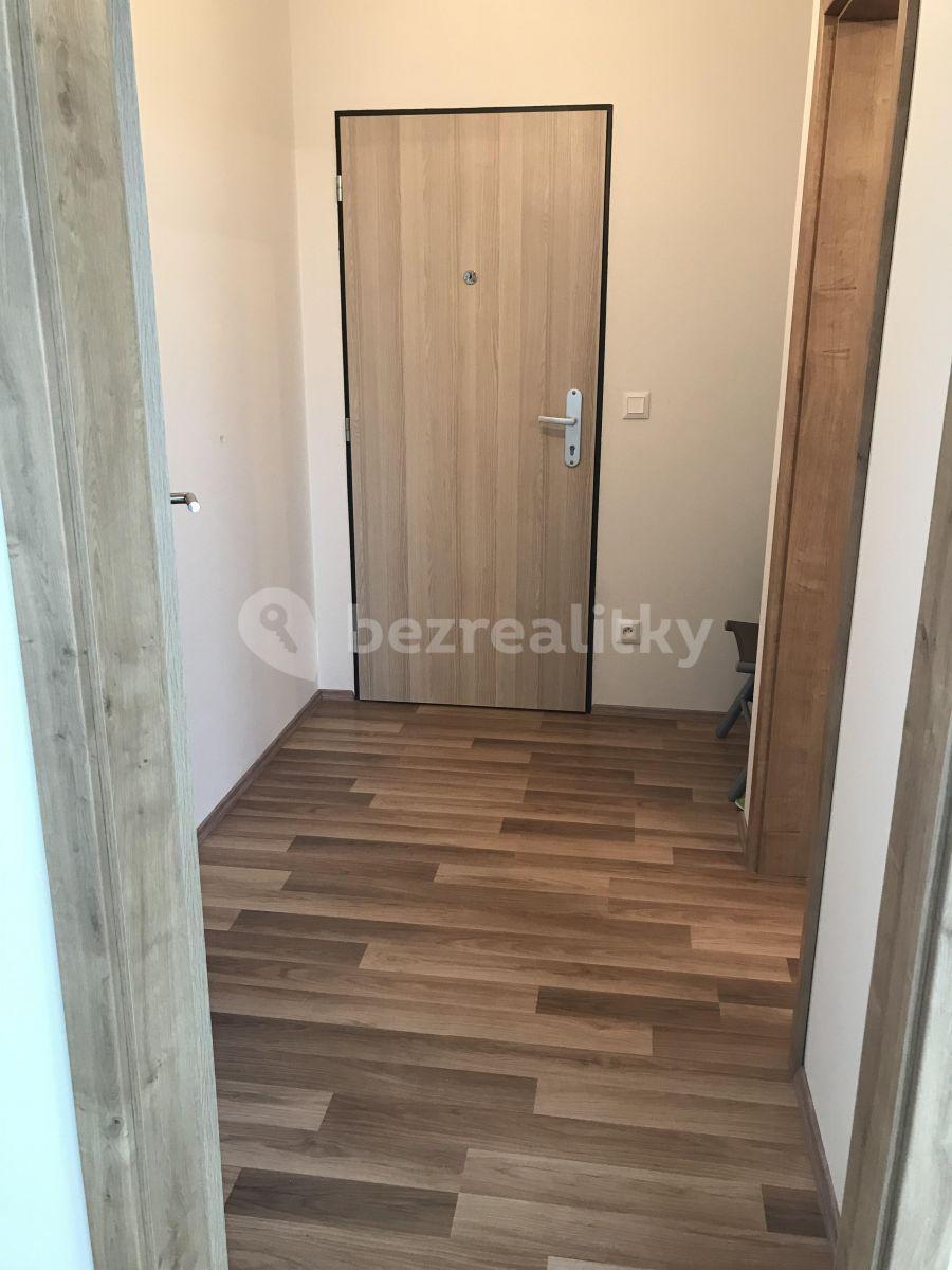 Pronájem bytu 1+kk 55 m², U Škol, Bučovice, Jihomoravský kraj