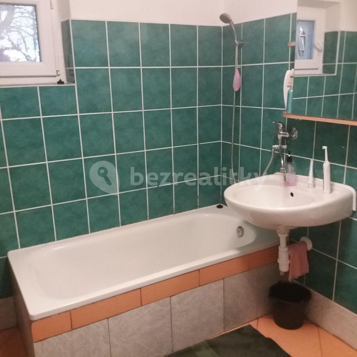 Pronájem bytu 2+1 80 m², Štychova, Praha, Praha