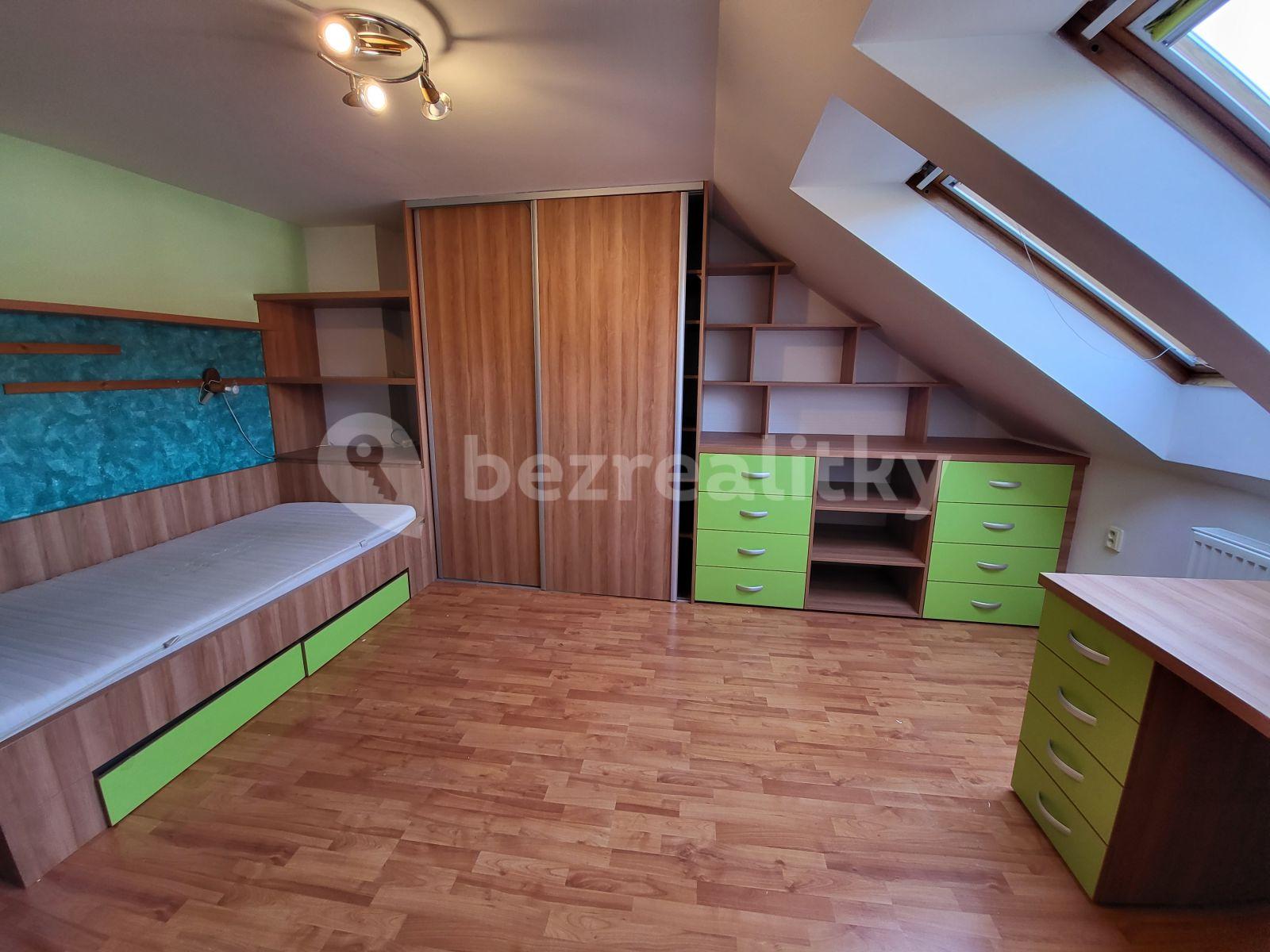 Pronájem bytu 3+kk 75 m², V Sádku, Újezd u Brna, Jihomoravský kraj