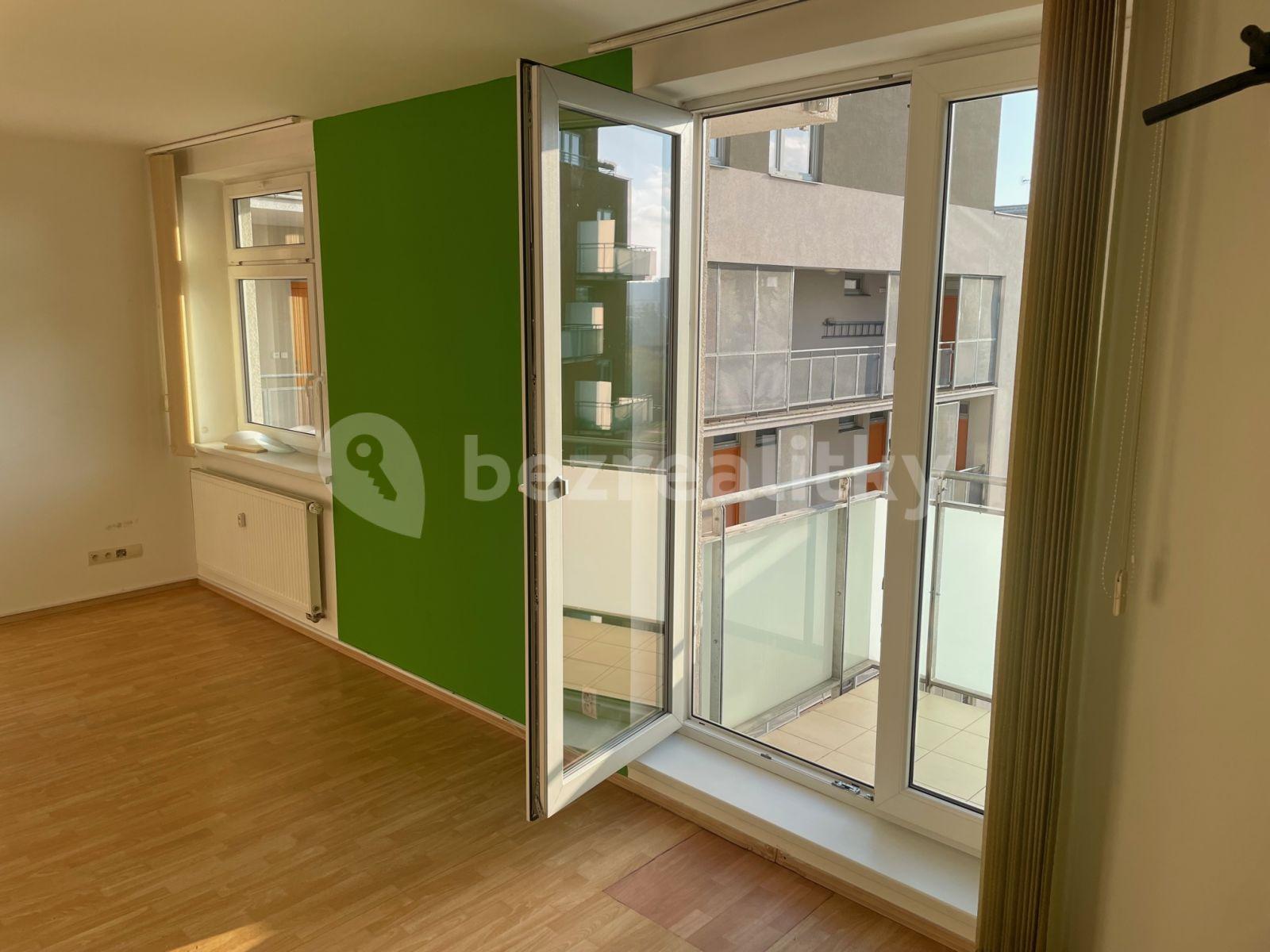 Pronájem bytu 1+kk 48 m², Novodvorská, Praha, Praha