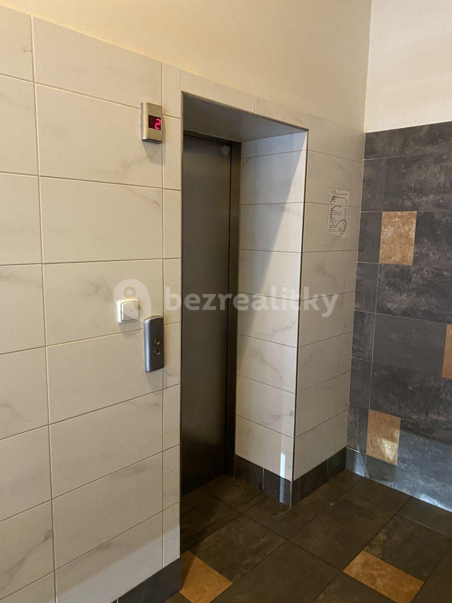 Pronájem bytu 2+kk 54 m², Podkovářská, Praha, Praha