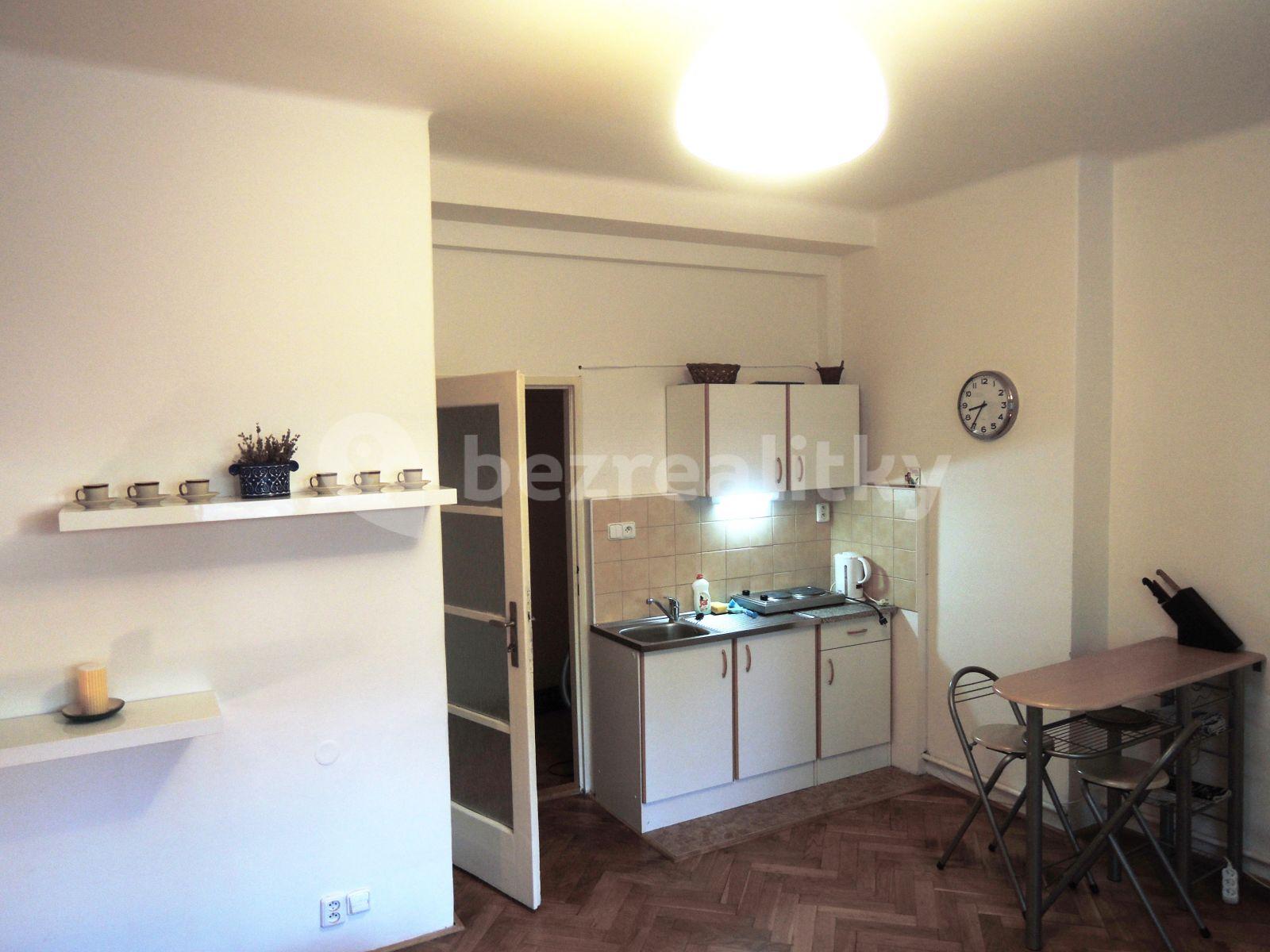 Pronájem bytu Garsoniéra 29 m², Irkutská, Praha, Praha