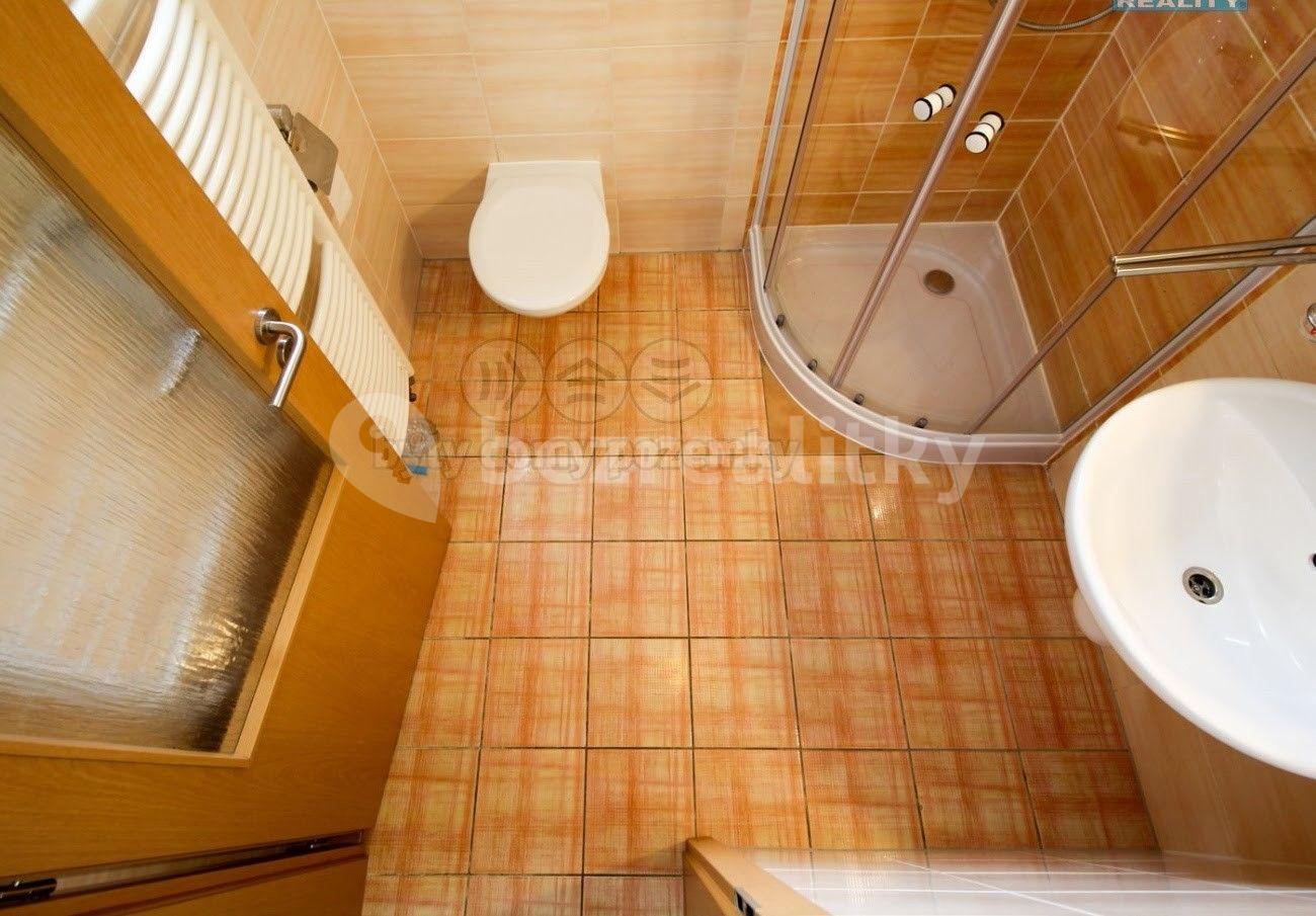 Prodej bytu 1+kk 46 m², Novodvorská, Praha, Praha