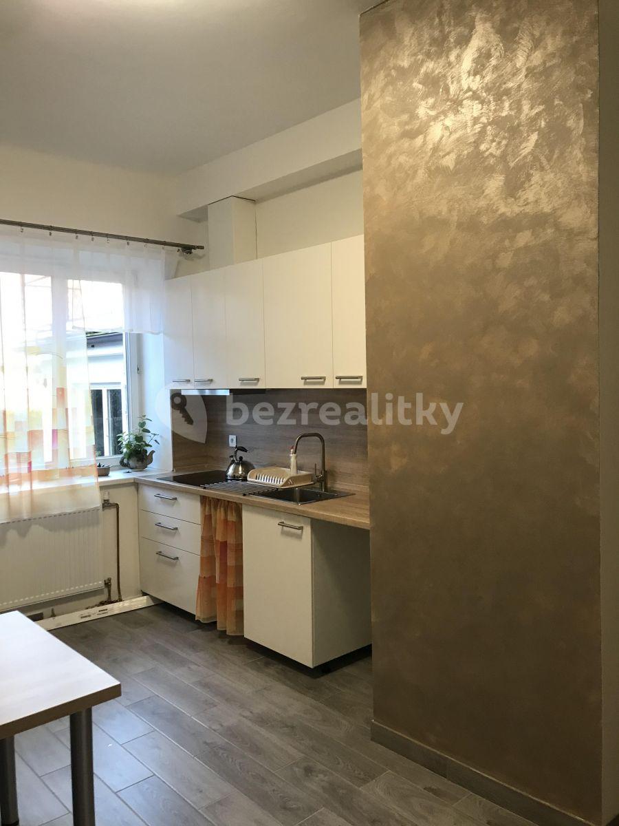 Pronájem bytu 2+1 60 m², Roháčova, Tábor, Jihočeský kraj