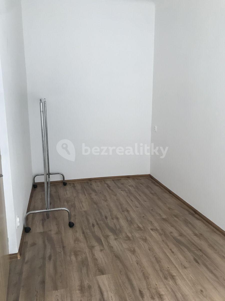 Pronájem bytu 2+1 60 m², Roháčova, Tábor, Jihočeský kraj