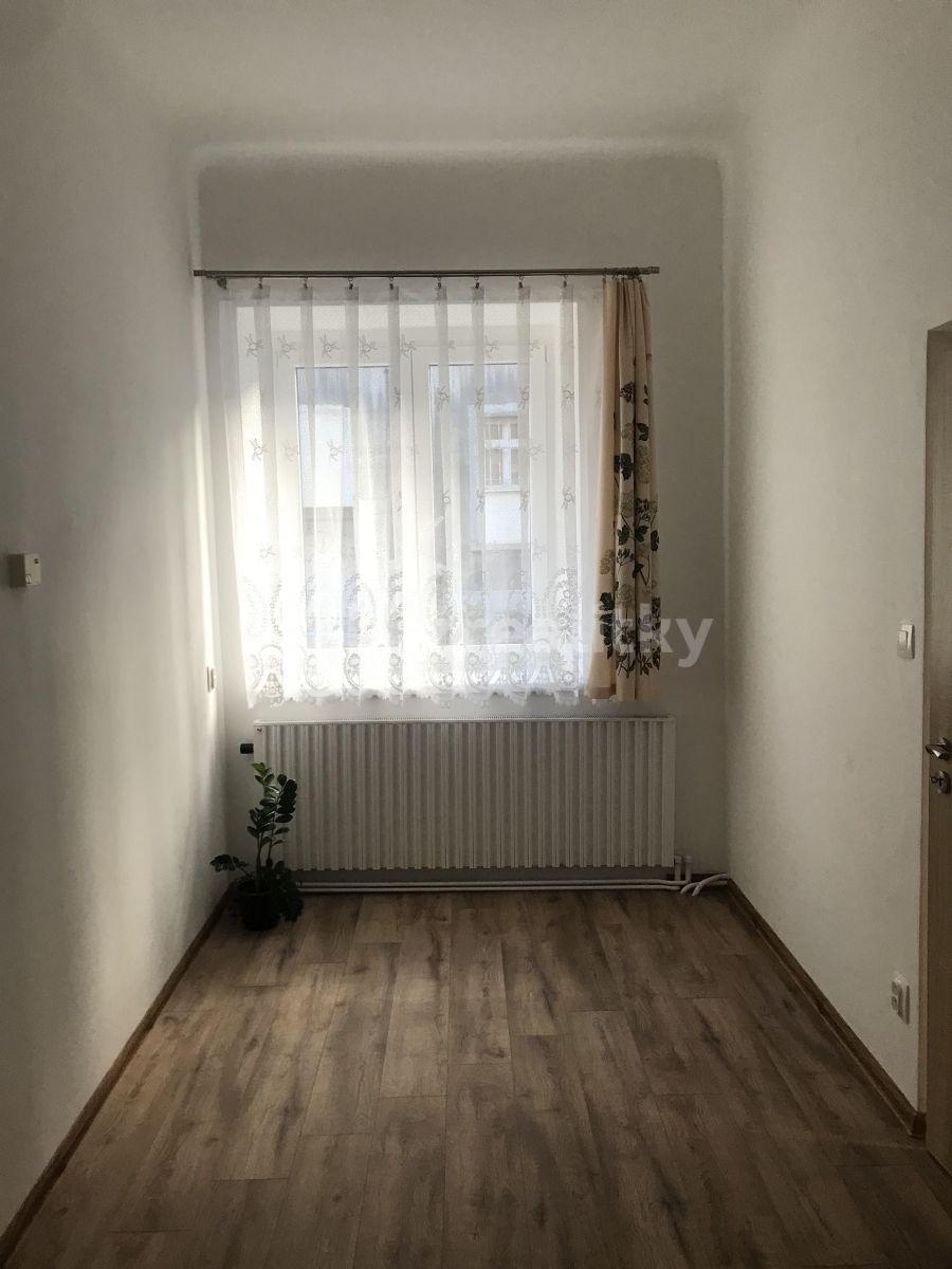 Pronájem bytu 2+1 60 m², Roháčova, Tábor, Jihočeský kraj