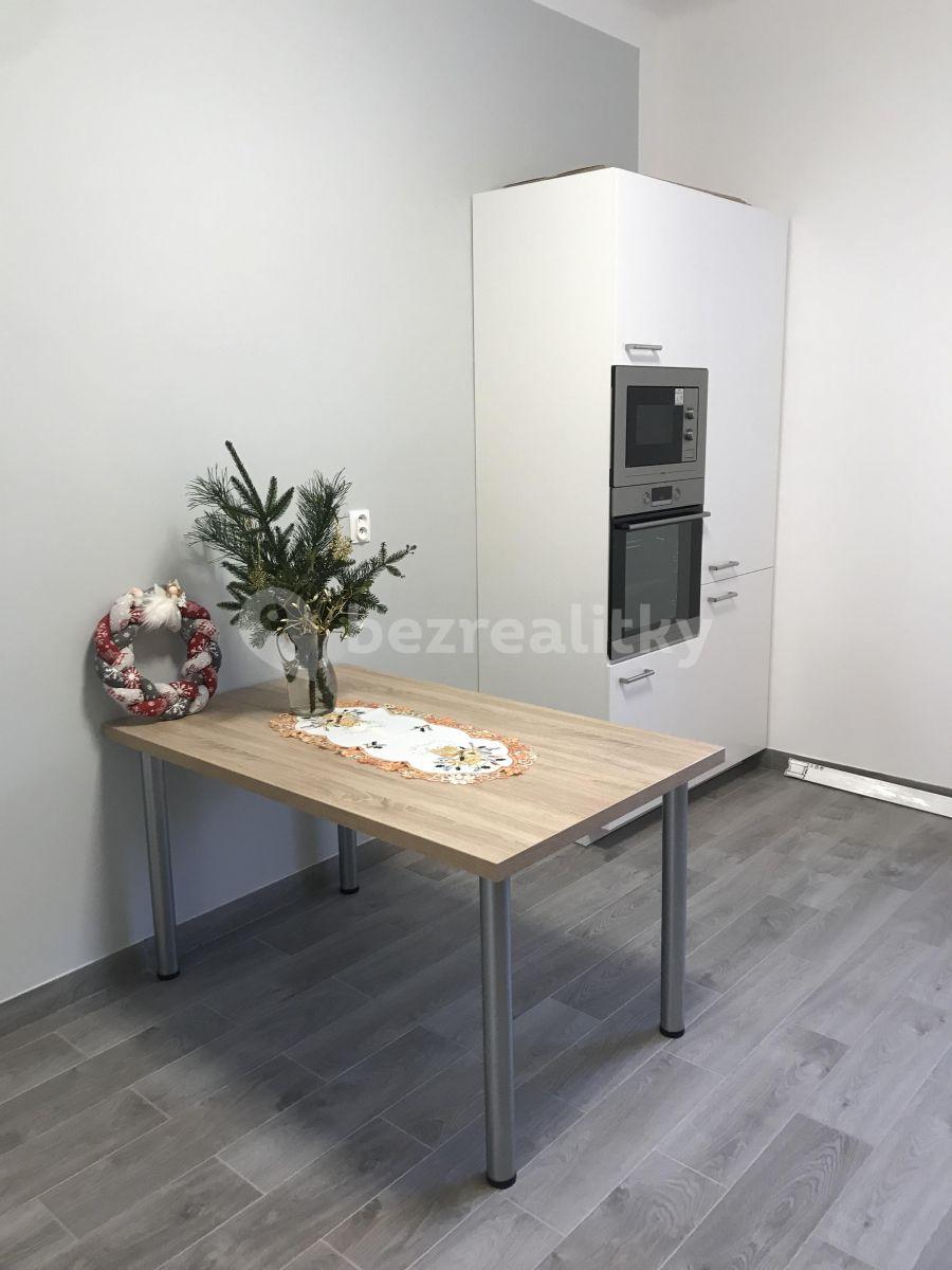 Pronájem bytu 2+1 60 m², Roháčova, Tábor, Jihočeský kraj