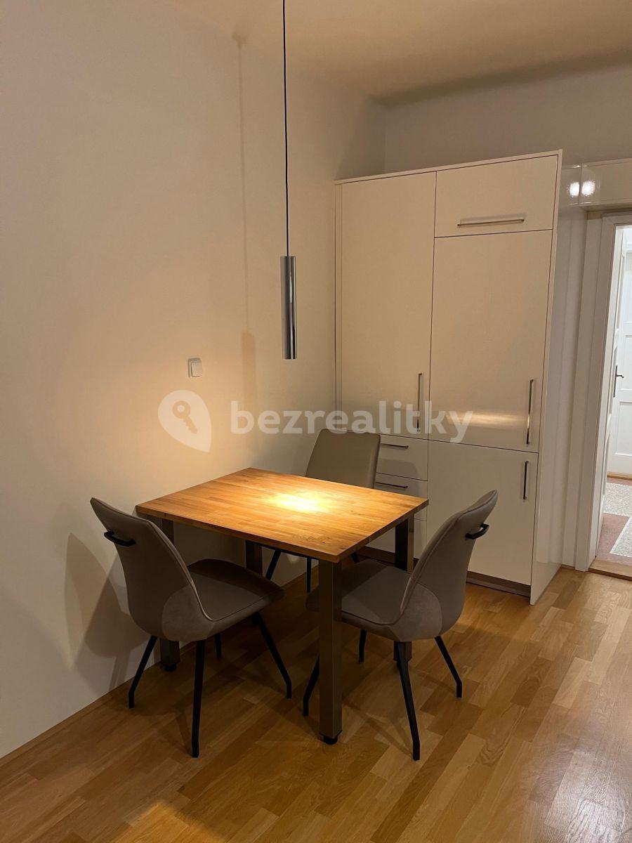 Pronájem bytu 2+kk 47 m², Kouřimská, Praha, Praha