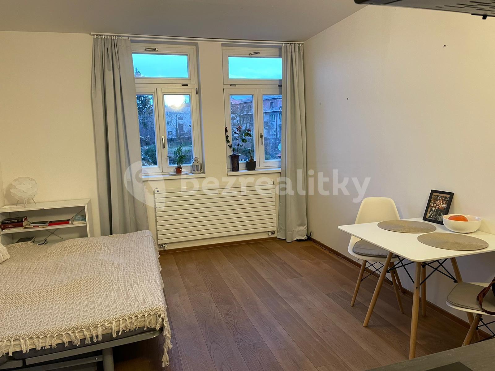 Pronájem bytu Garsoniéra 25 m², Svatoslavova, Praha, Praha