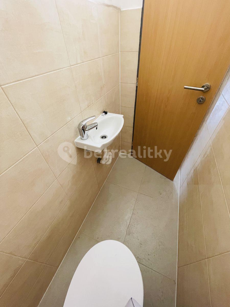 Pronájem nebytového prostoru 88 m², Plzeňská, Loděnice, Středočeský kraj