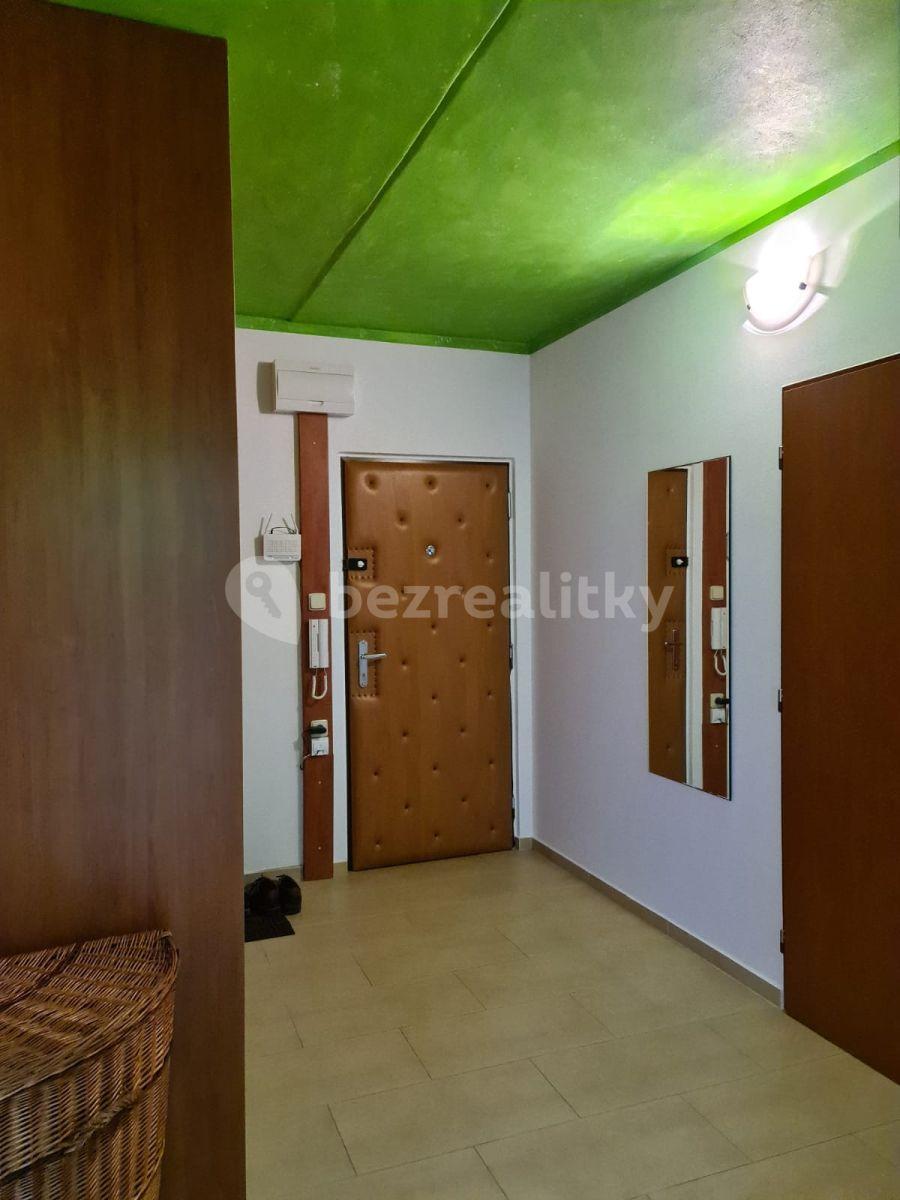 Pronájem bytu 2+1 65 m², Kpt. Nálepky, Louny, Ústecký kraj