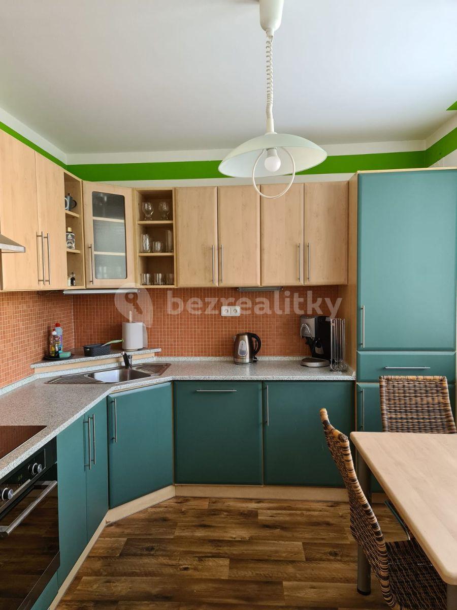 Pronájem bytu 2+1 65 m², Kpt. Nálepky, Louny, Ústecký kraj