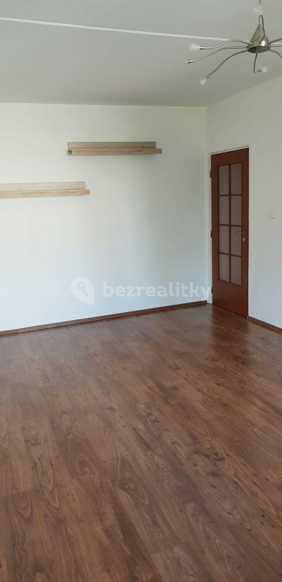 Pronájem bytu 2+1 65 m², Kpt. Nálepky, Louny, Ústecký kraj