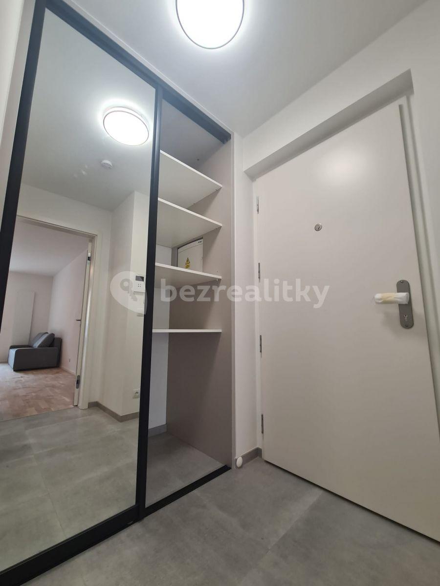 Pronájem bytu 1+kk 35 m², Praha, Praha