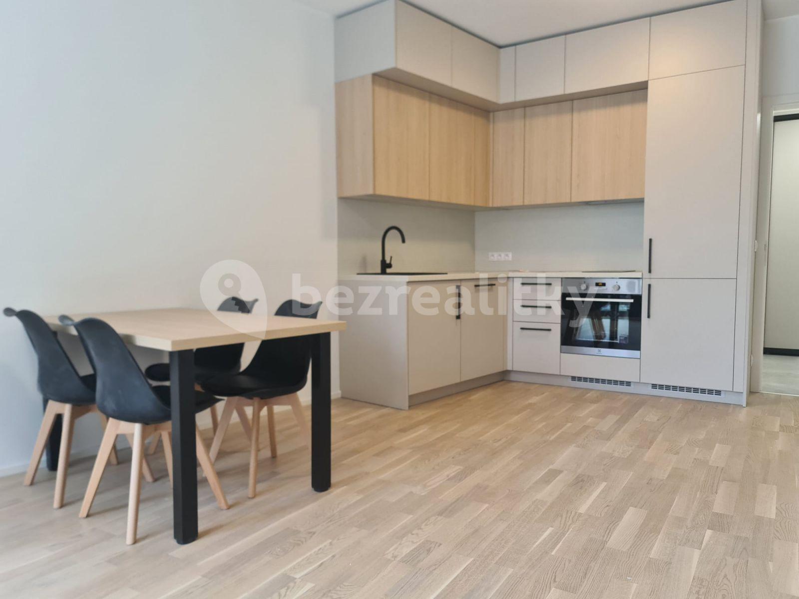 Pronájem bytu 1+kk 35 m², Praha, Praha